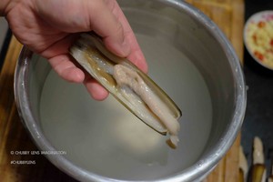 蛏子清洗和清蒸的完美教程