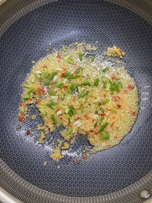 巨好吃---蒜蓉蛏子肉
