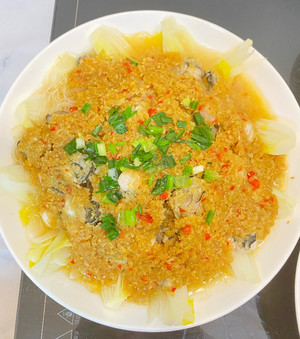 蒜蓉粉丝蒸生蚝?真的太好吃了?