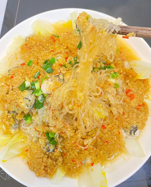 蒜蓉粉丝蒸生蚝?真的太好吃了?