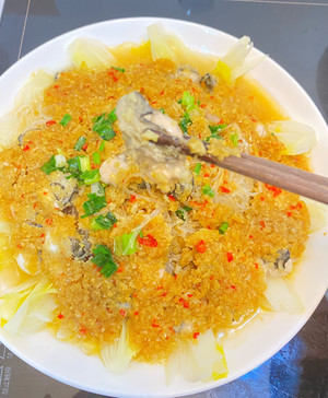 蒜蓉粉丝蒸生蚝?真的太好吃了?