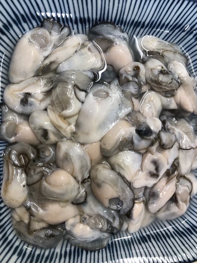 分享一个清洗海蛎/生蚝的方法?