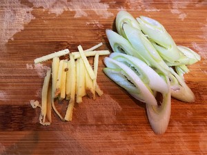 #海边独家秘方#一招去腥的辣炒扇贝肉