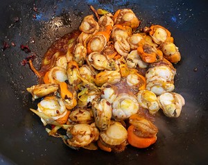 #海边独家秘方#一招去腥的辣炒扇贝肉