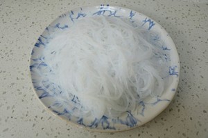蒜蓉扇贝肉蒸粉丝