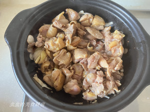 一夜暴富：鲍鱼香螺鸡煲