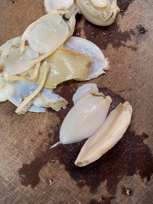 葱油鲍鱼片