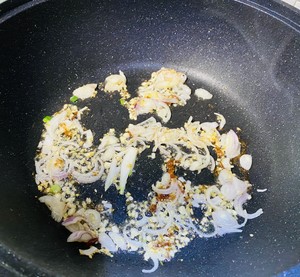 干贝鮮虾粉丝煲