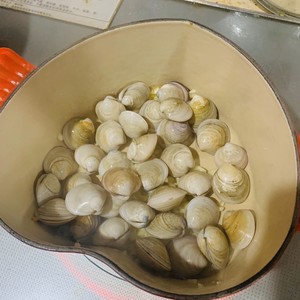 五分钟可以搞定的下酒菜——酒蒸蛤蜊