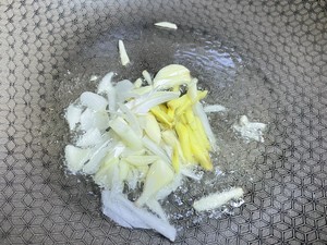 海米炒西葫芦