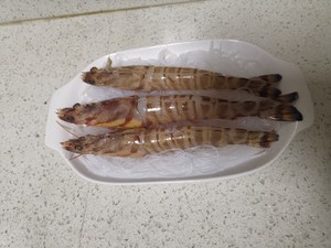 集颜值美味于一身的蒜蓉竹节虾