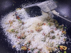 避风塘草虾