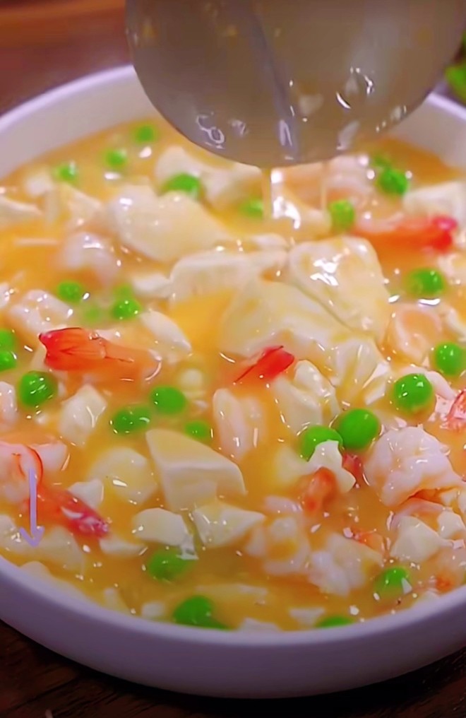咸蛋黄虾仁烩豆腐