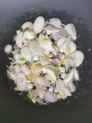 粉丝煲～虾干白菜粉丝煲