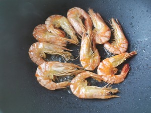 粉丝煲～虾干白菜粉丝煲