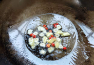 虾干白菜煲
