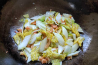 虾干白菜煲