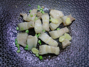 【冬日暖身汤】白菜虾干粉丝煲
