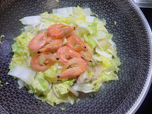 【冬日暖身汤】白菜虾干粉丝煲