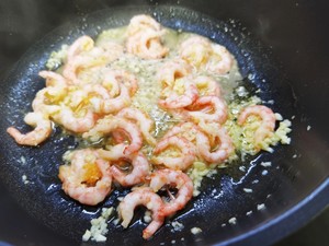 ?虾的王炸吃法?蒜香奶油北极甜虾焗蘑菇