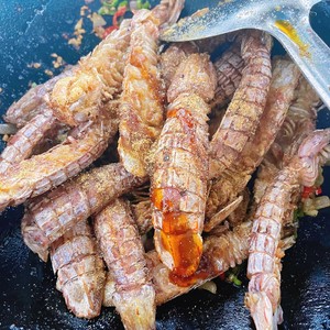 不费油·椒盐皮皮虾
