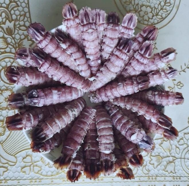 不伤手完整剥皮皮虾