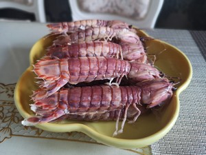 不伤手完整剥皮皮虾