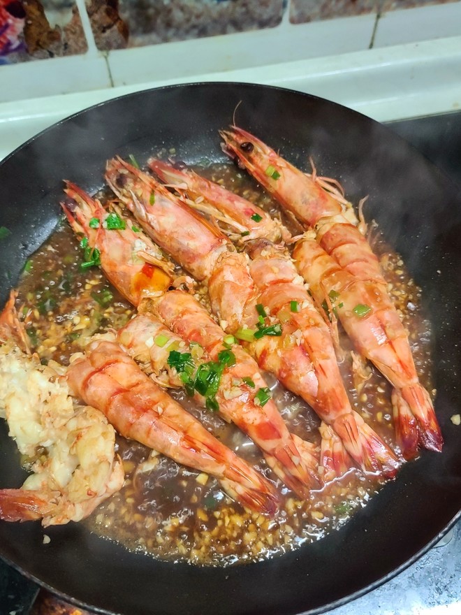不再吃白灼虾（蒜香大虾）