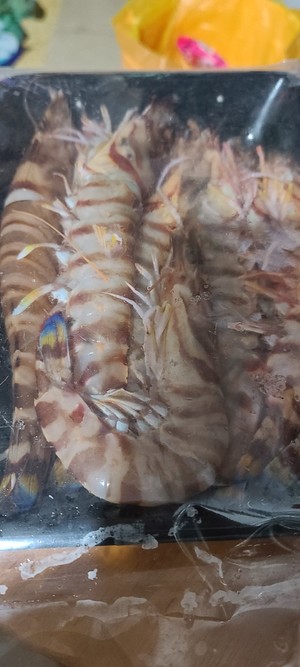 不再吃白灼虾（蒜香大虾）