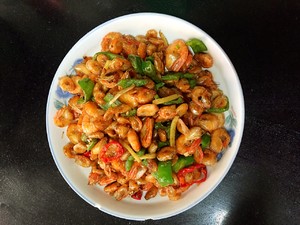 爆炒小河虾