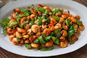家常徽菜：青椒炒小河虾