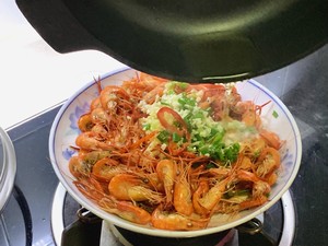 超级美味方便的本帮酱油河虾