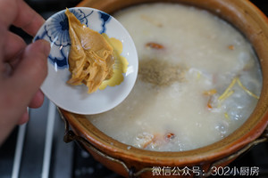 皮蛋龙虾粥 &lt;302小厨房&gt;