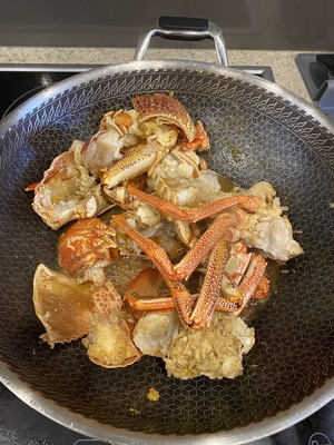 澳洲大龙虾的标准吃法