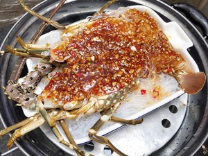 蒜蓉粉丝蒸龙虾（小青龙）