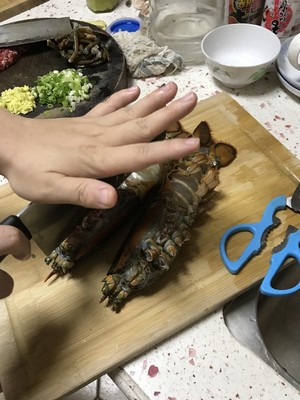 波士顿龙虾-一虾三吃