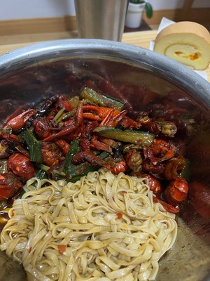 家庭版大排档麻辣小龙虾（或者说麻辣虾尾）