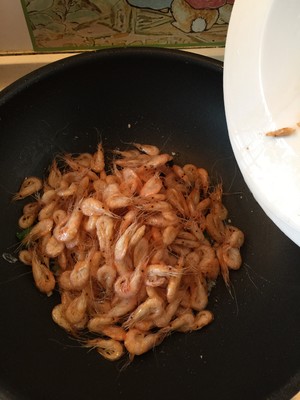 油爆小河虾