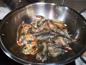 手把手教你五分钟快手油焖虾