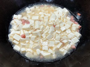 “火腿虾皮豆腐羹”超级无敌鲜！！低脂低油，很适合小孩子和老人～