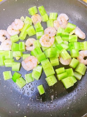 黄瓜虾仁?