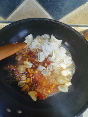 泡椒烩鱼肚（鱼泡）