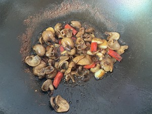 爆炒鱼肚