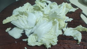 假鱼肚（俗称炸猪肉皮）炒白菜 真是绝配 北方人不妨试试，特好吃??