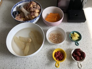网红美食在家做｜金汤花胶鸡