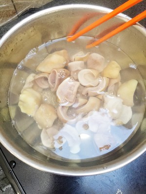 爆炒鲨鱼肚