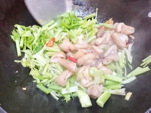 爆炒鲨鱼肚