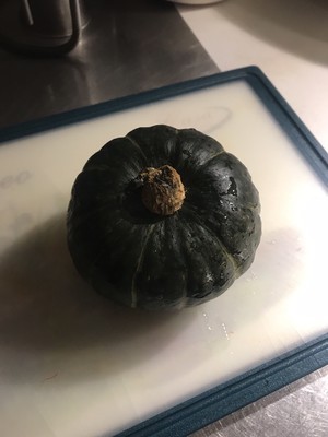 金汤花胶炖鸡煲