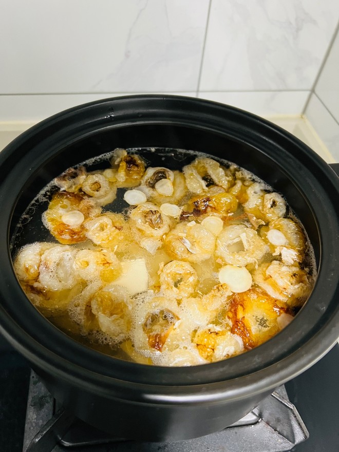 鱼肚豆腐汤