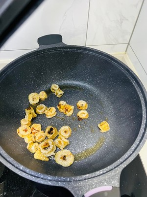 鱼肚豆腐汤